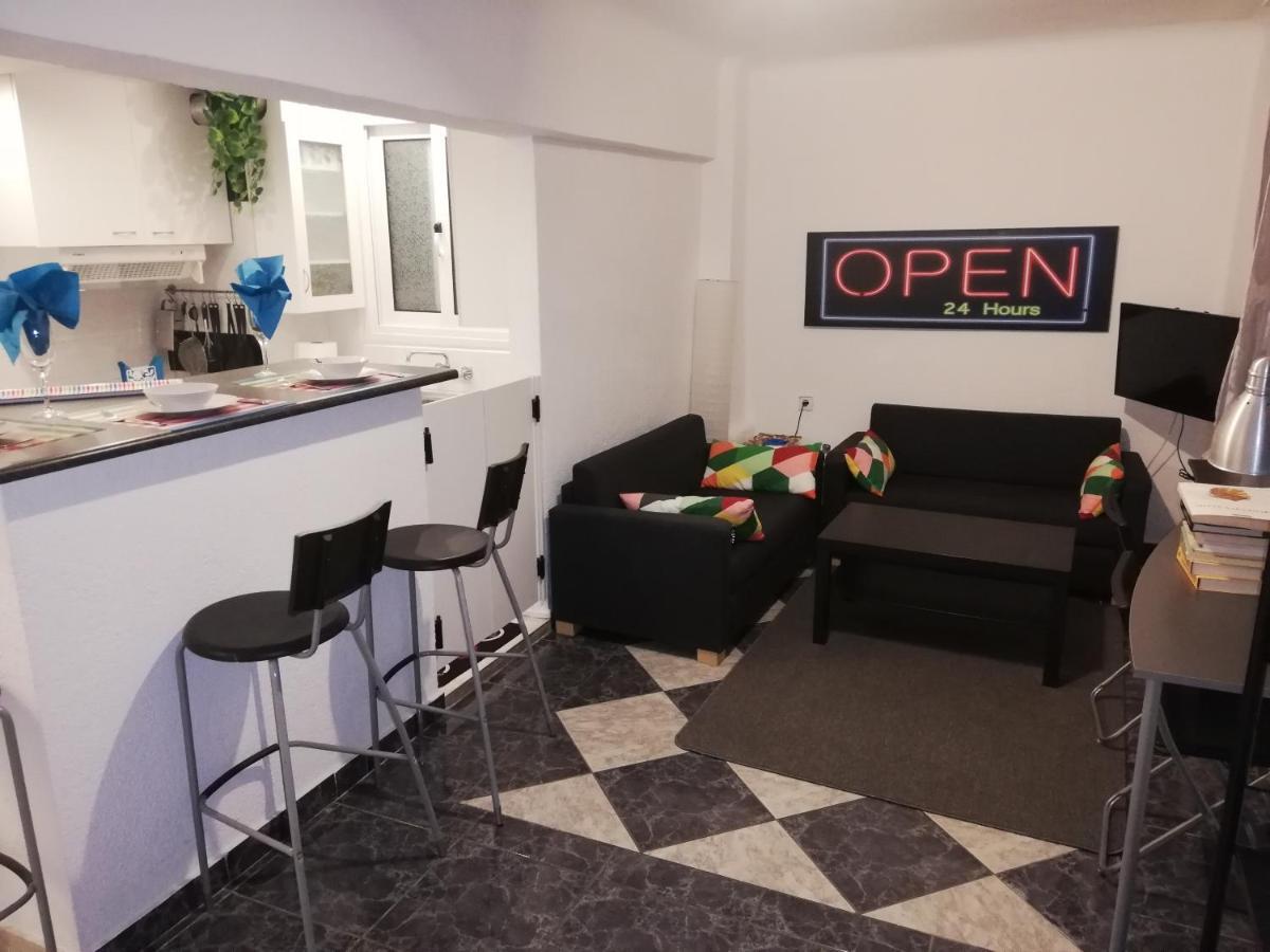 Ellanikou Apartment In Pankrati Vipgreece 雅典 外观 照片